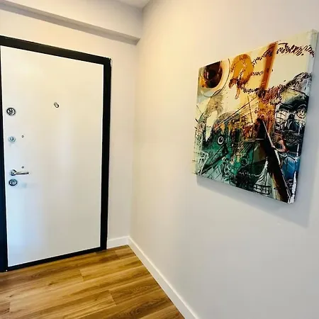 Bagla Denize Sifir Bahce Kat 2+1 Daire Appartement